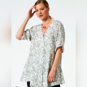 ALFANI FLORAL BLOUSE SIZE MEDIUM